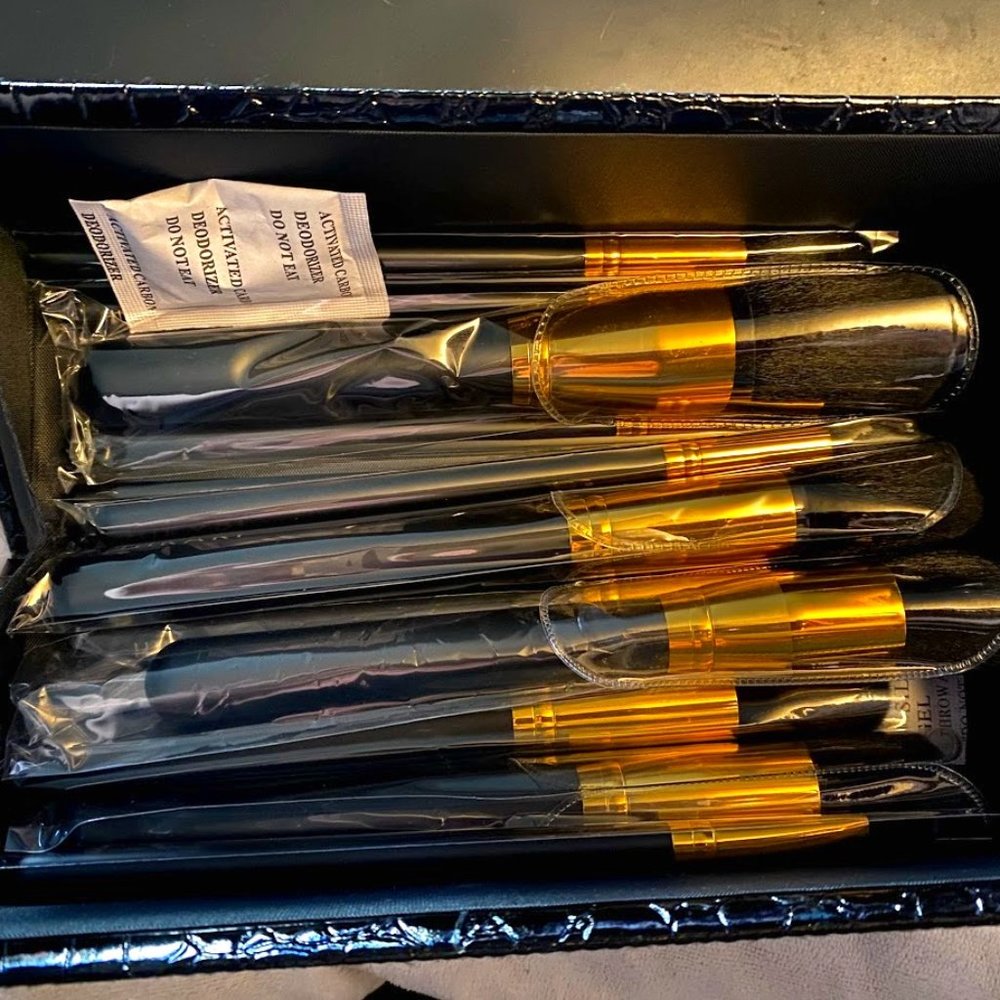 Hikari makeup brushes